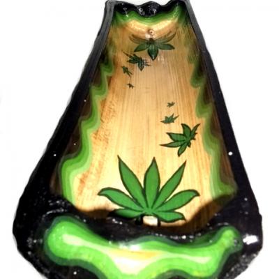 Porte encens weed